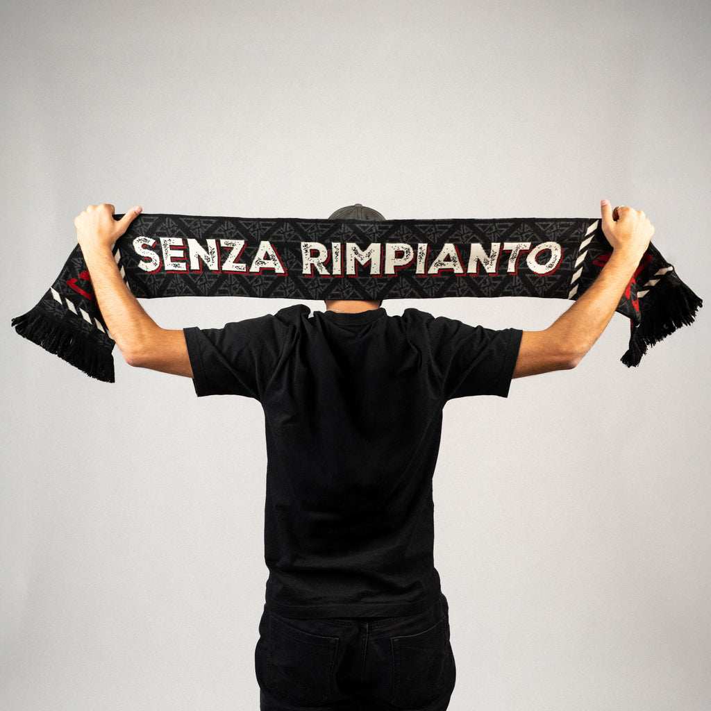 Sciarpa 'Senza Rimpianto' / 'Fatti i Cazzi Tuoi'  | Inverno Rock